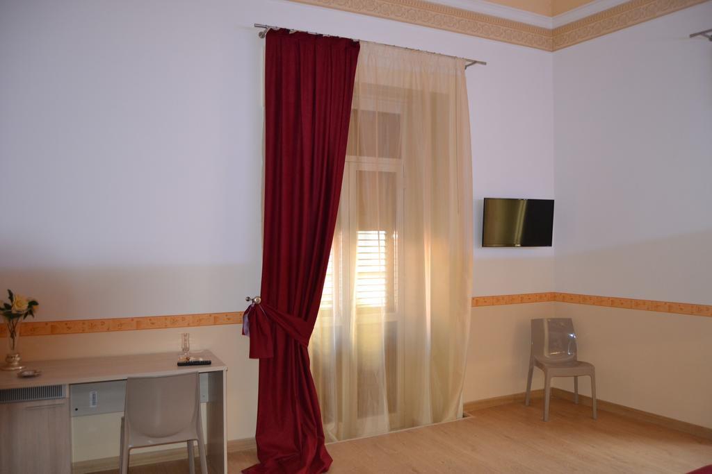 B&B The Queens Foggia Exteriér fotografie